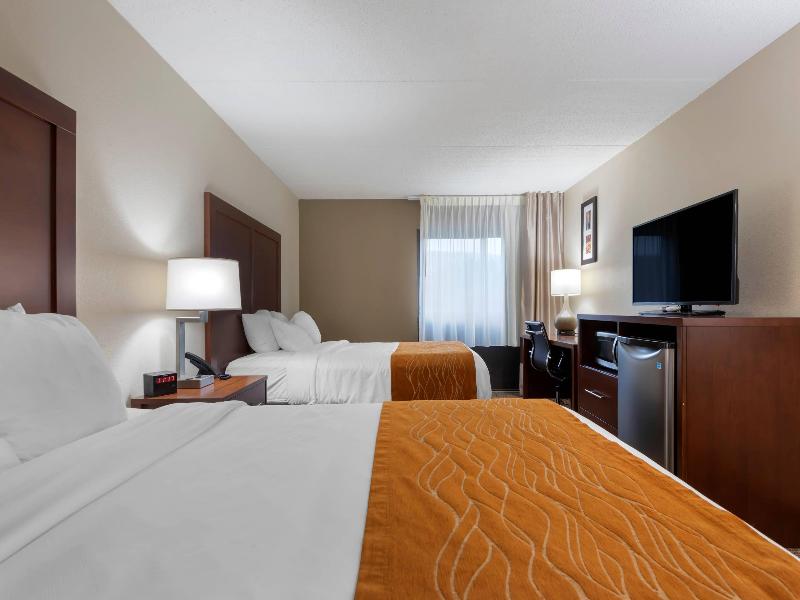 QUADRUPLE TWO DOUBLE BEDS NON SMOKING — photo 8