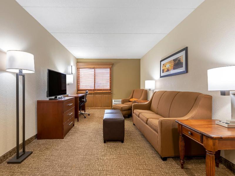 SUITE KING SIZE BED — photo 12
