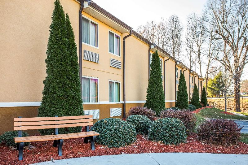 Quality Inn Asheboro South image