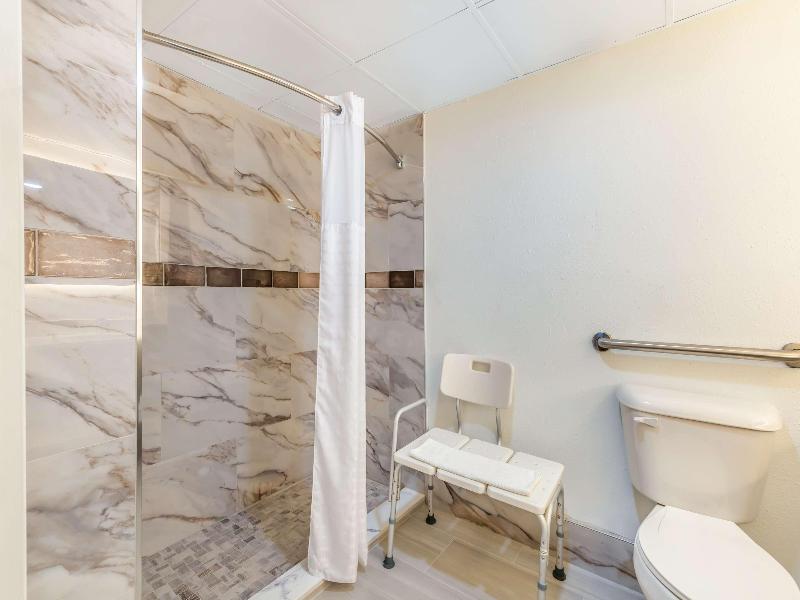 Quality Inn Asheboro South image