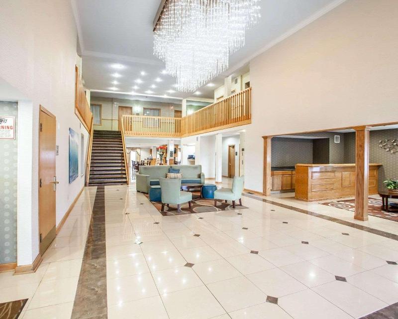Comfort Inn Bourbonnais near I-57 image