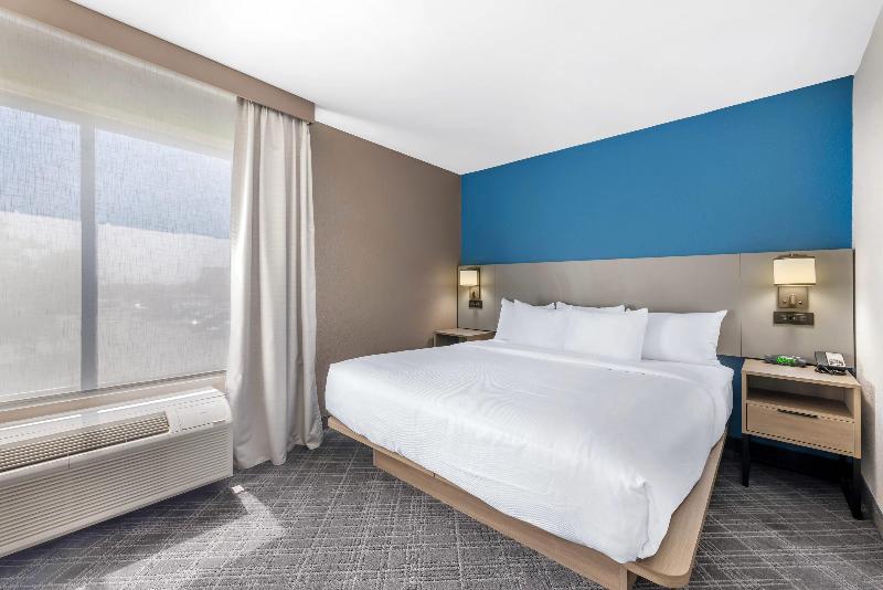 Comfort Inn Bourbonnais near I-57 image