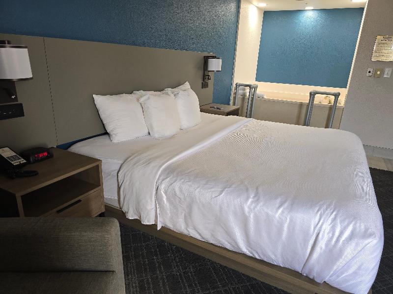 Comfort Inn Bourbonnais near I-57 image
