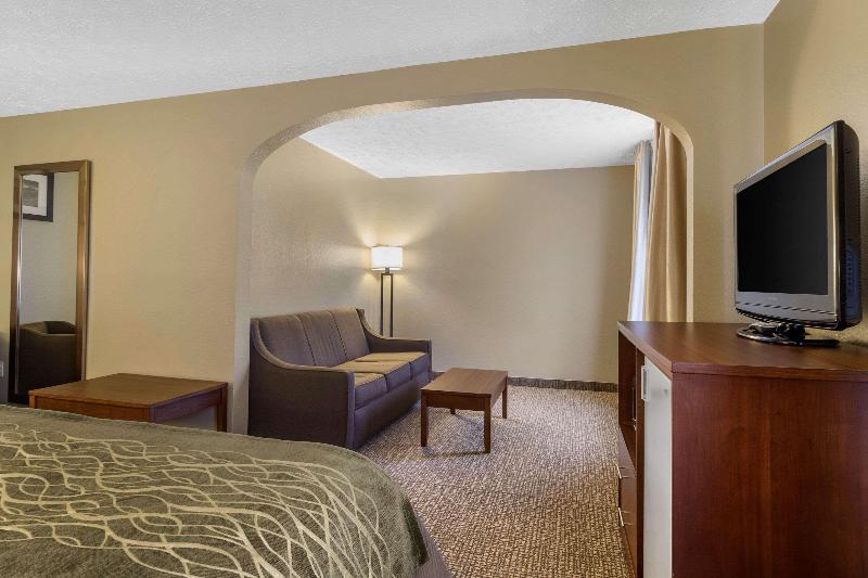 Comfort Inn Bristol image