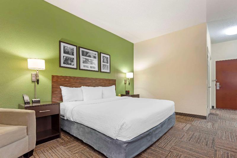 Sleep Inn & Suites Danville Area image