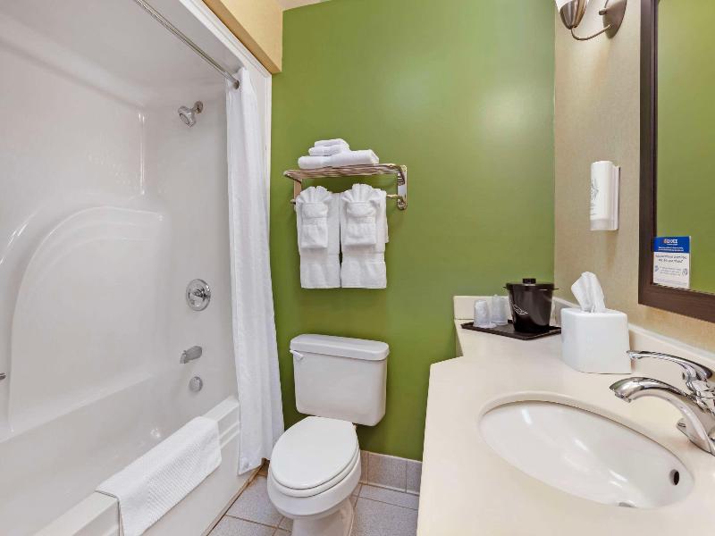 Sleep Inn & Suites Danville Area image