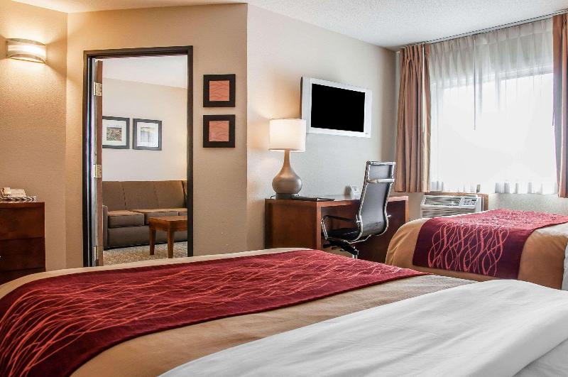 Comfort Inn North image
