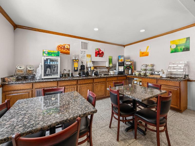 Quality Inn Dodge City