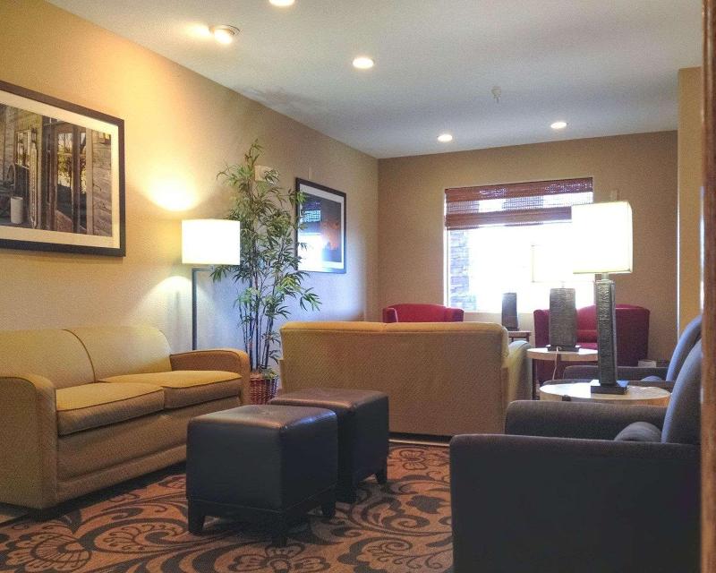 Comfort Inn Garden City Area image