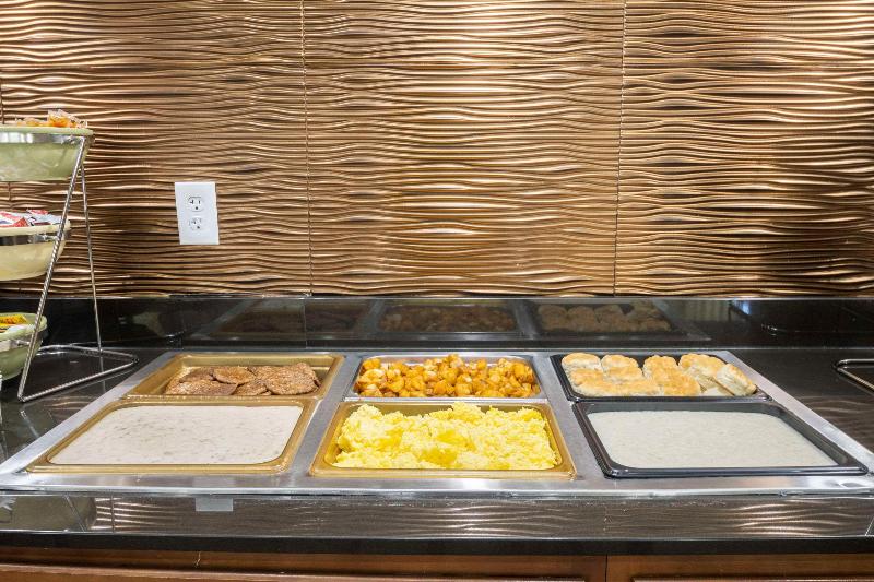 Quality Suites Hickory South image