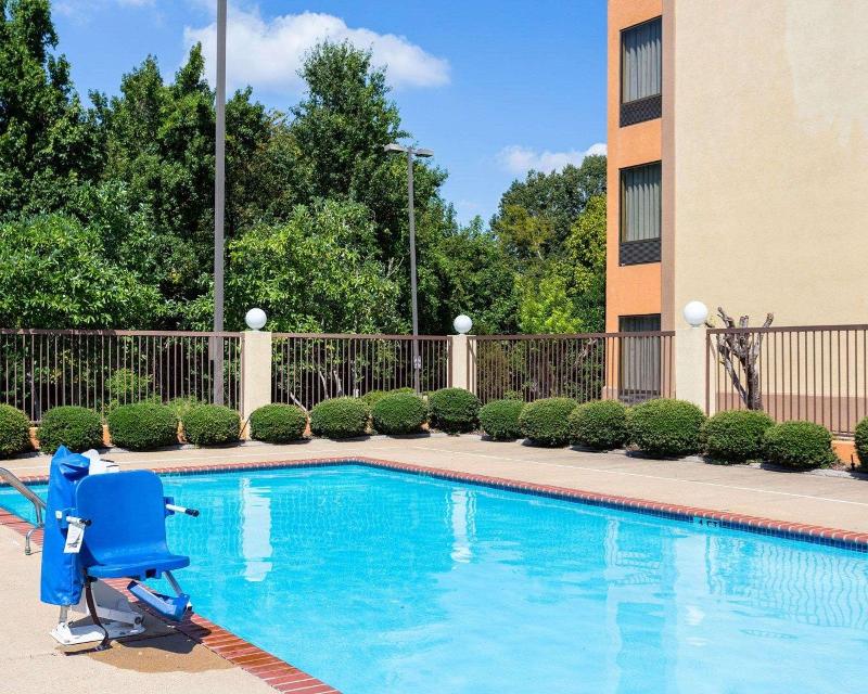 Comfort Inn Horn Lake - Southaven image