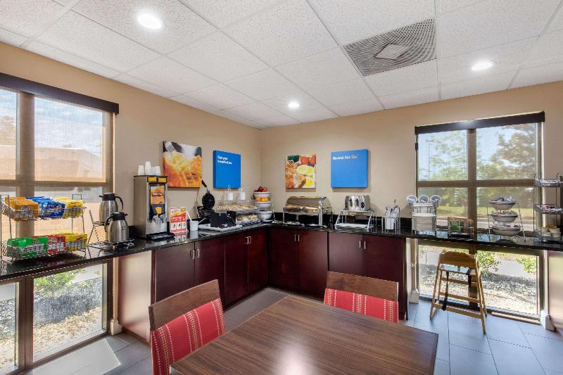 Comfort Inn Horn Lake - Southaven image