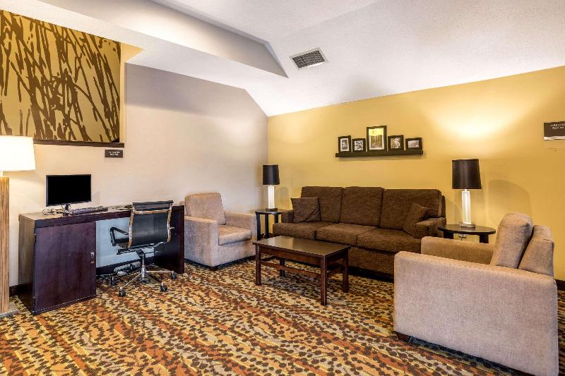 Wingate By Wyndham Owensboro image