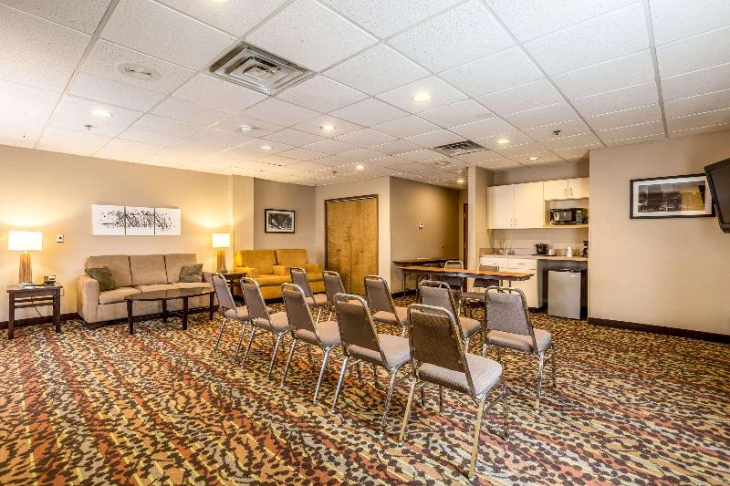Wingate By Wyndham Owensboro image