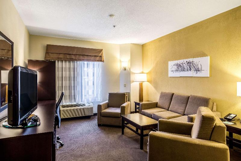 Wingate By Wyndham Owensboro image