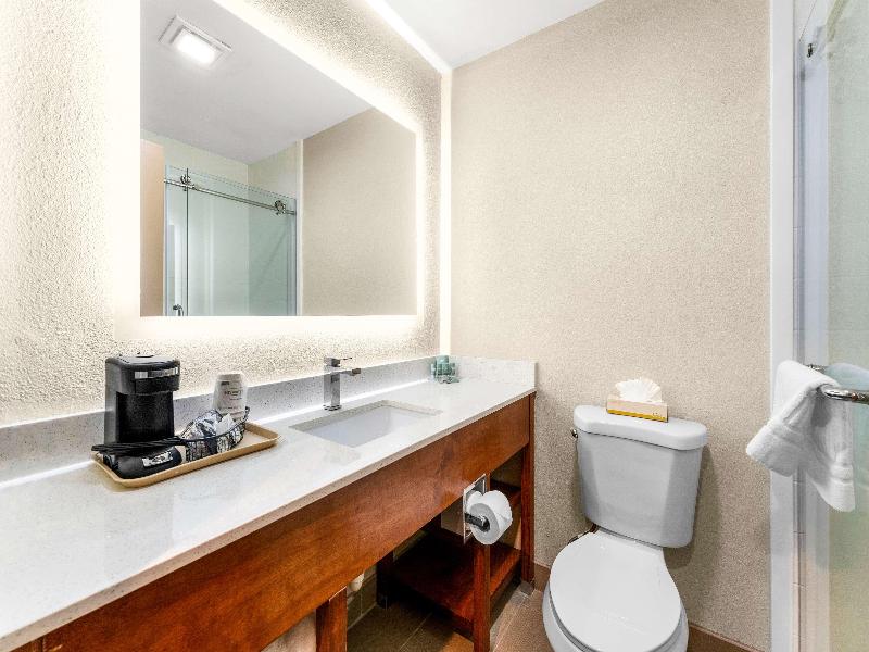 SureStay Plus by Best Western Reading North image