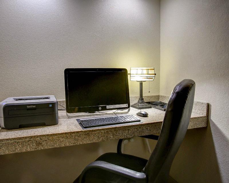 Quality Inn Rockdale image