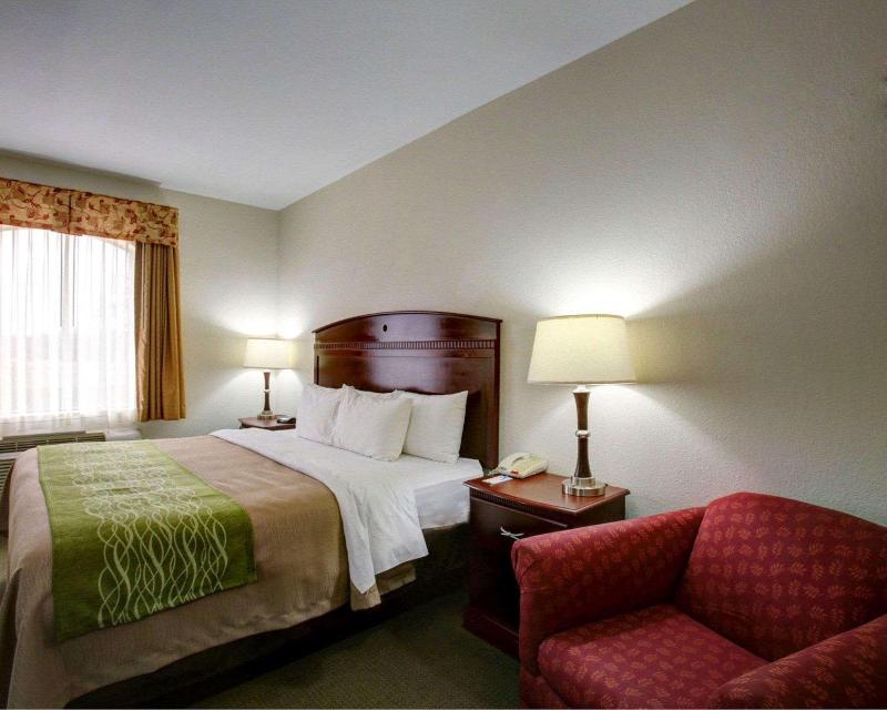Quality Inn Rockdale image