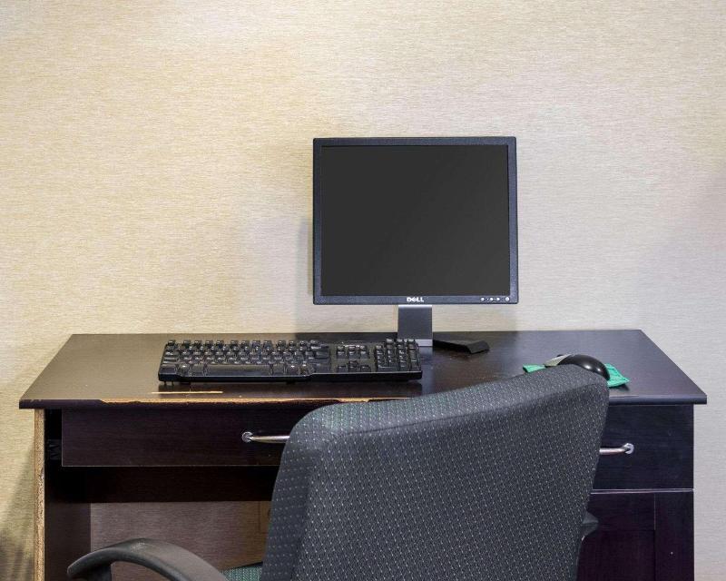 Econo Lodge Yazoo City image