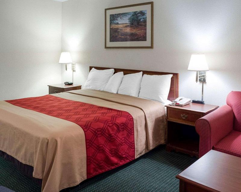 Econo Lodge Yazoo City image