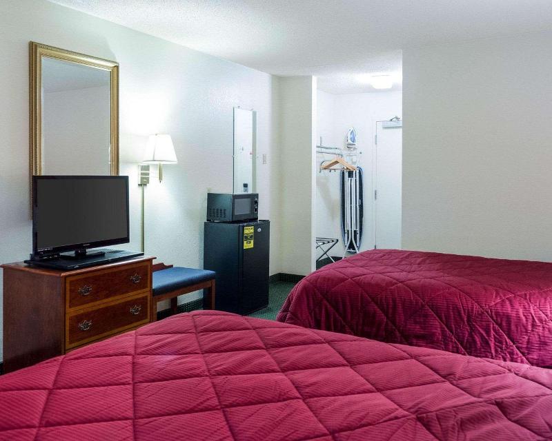 Econo Lodge Yazoo City image