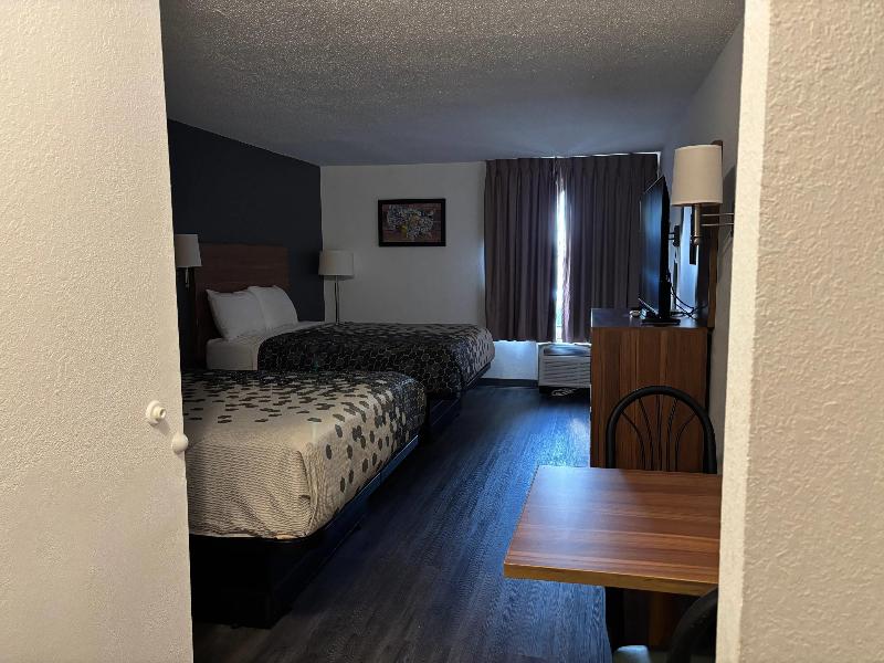 Econo Lodge Yazoo City image