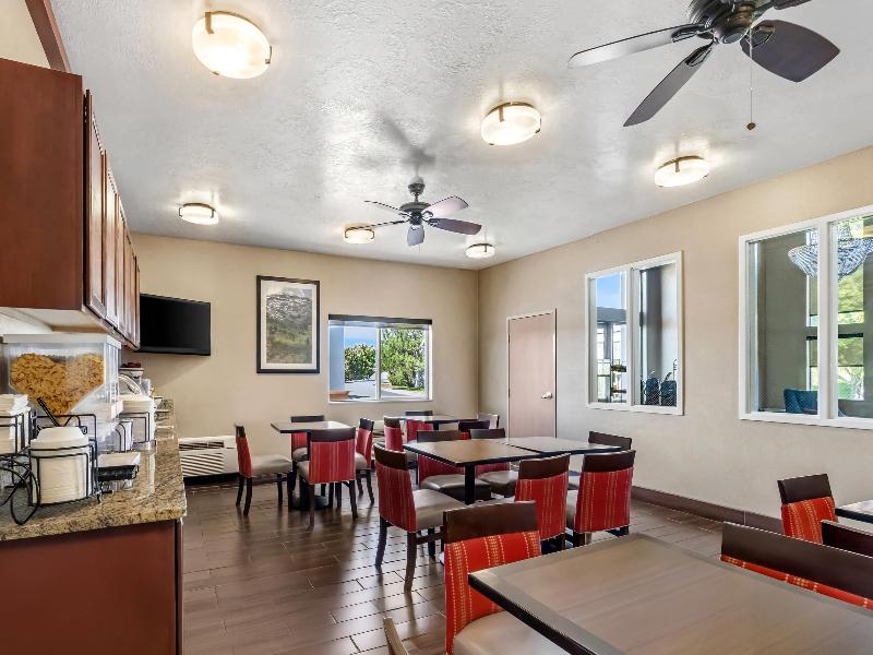 Comfort Inn Elko image