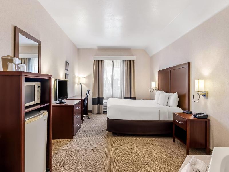 Comfort Inn Elko image