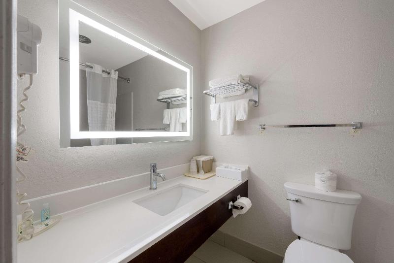 Quality Inn University Area image