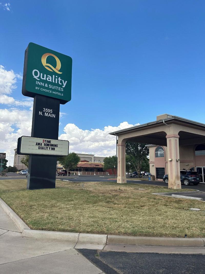 Quality Inn & Suites