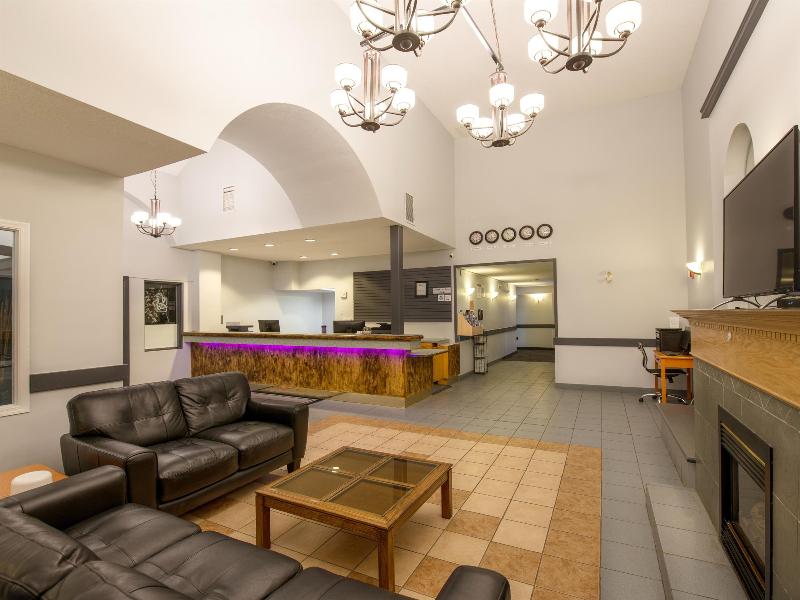 Coast Hinton Hotel image