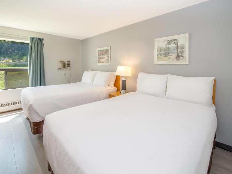 Coast Hinton Hotel image