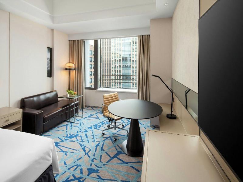 Renaissance Shanghai Caohejing Hotel image