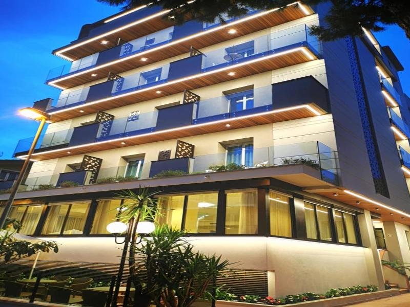 Cavalli Hotel image