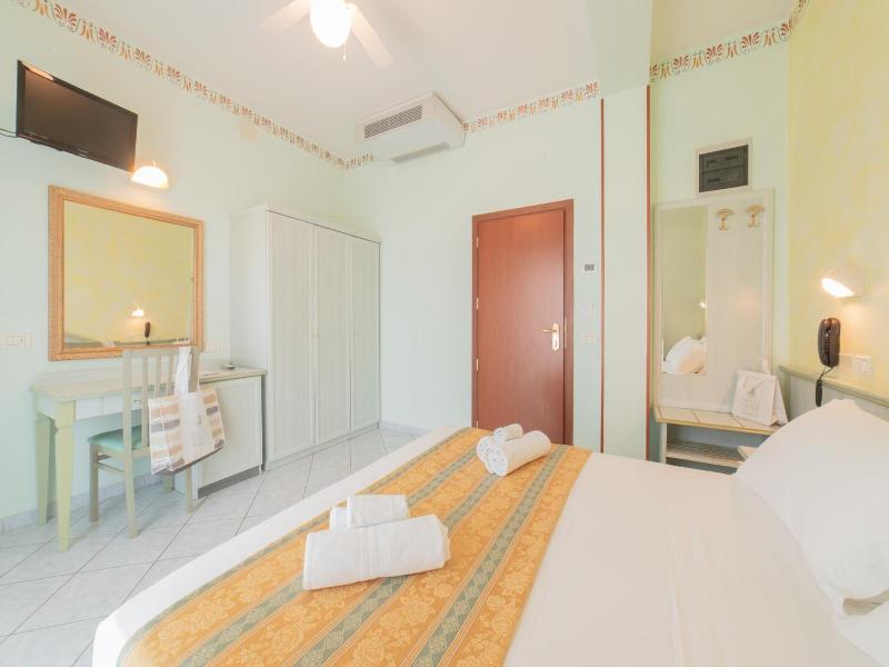 Cavalli Hotel image