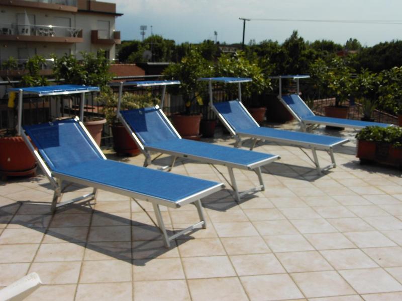 Metron Hotel image