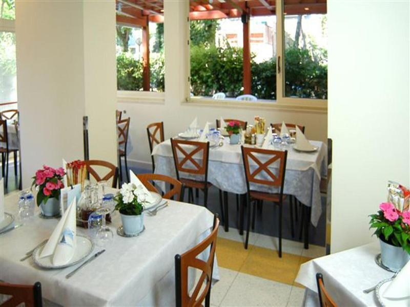 Metron Hotel image