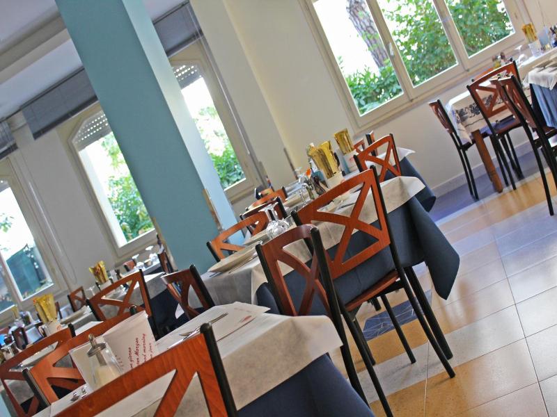 Metron Hotel image