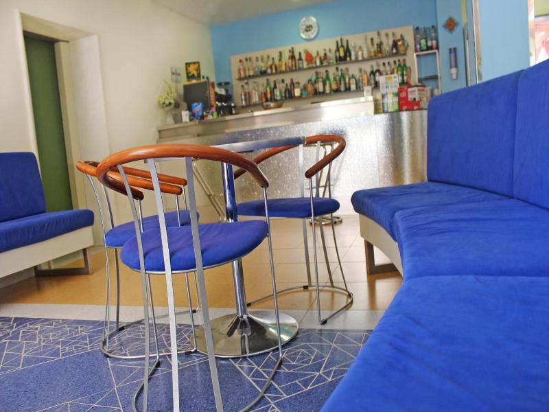 Metron Hotel image