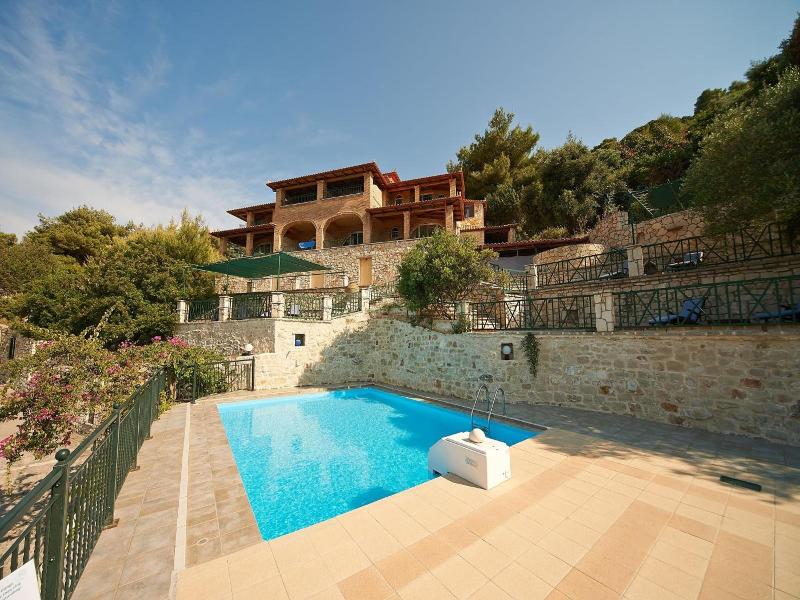 Villas Cavo Marathias image