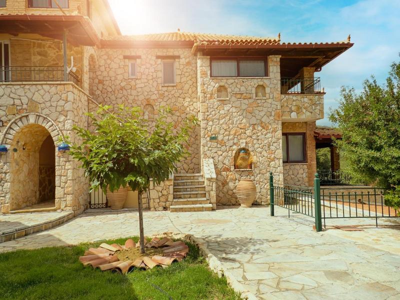 Villas Cavo Marathias image