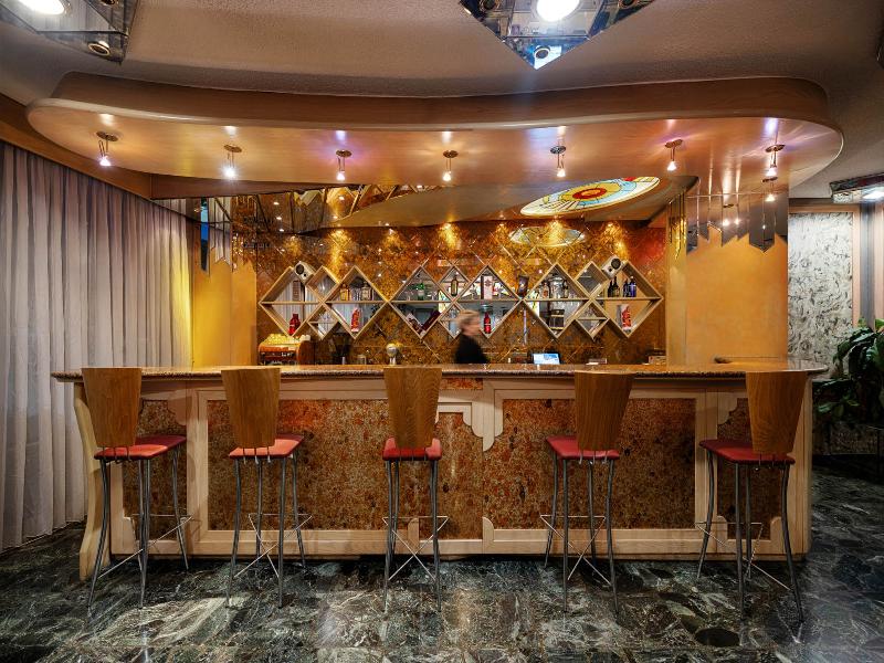 Xenophon Hotel image