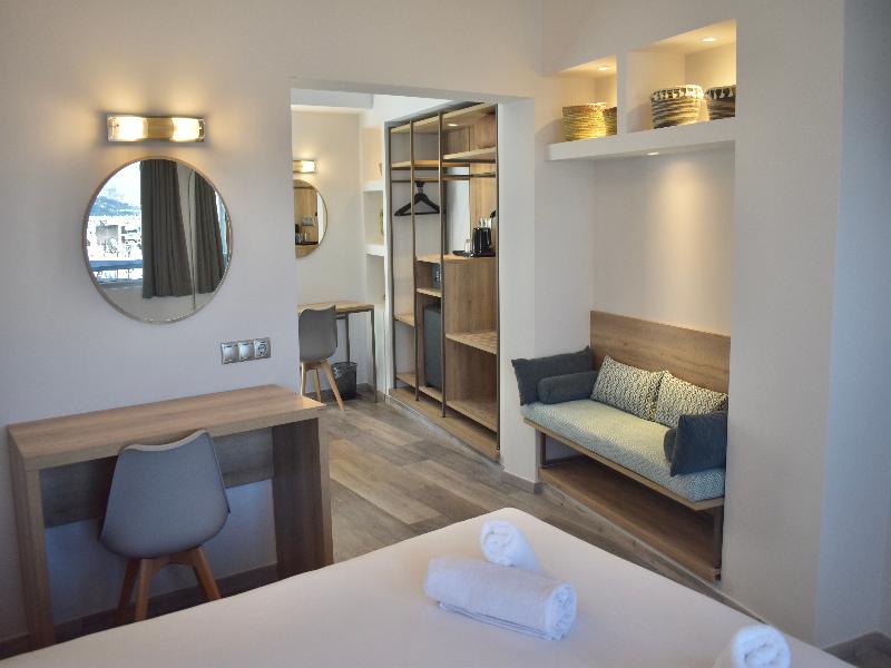 Xenophon Hotel image