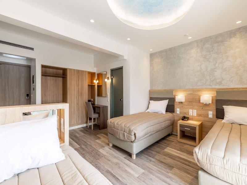 Xenophon Hotel image