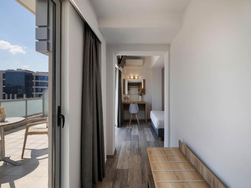 Xenophon Hotel image
