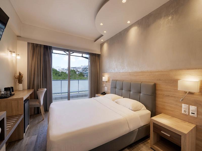 Xenophon Hotel image