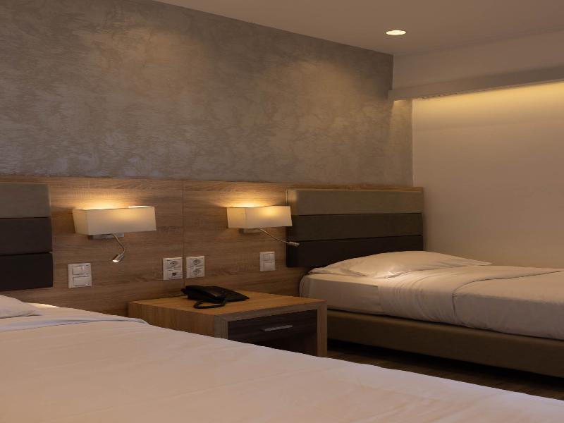 Xenophon Hotel image