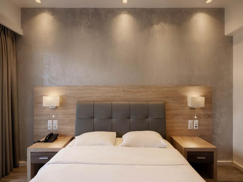 Xenophon Hotel image