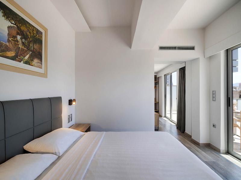 Xenophon Hotel image