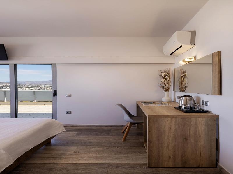 Xenophon Hotel image